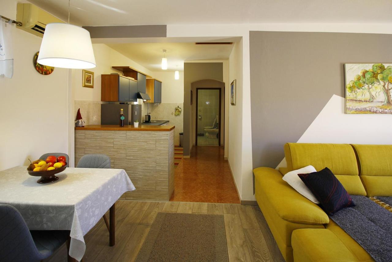 Apartment Marita Čilipi Exterior foto